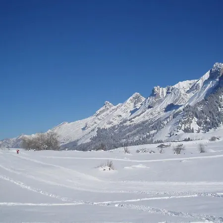 Route Des Confins * La Clusaz